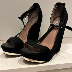 Steve Madden gold and black pump heels wedges size 8